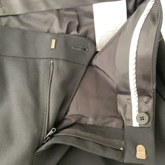 Banana Republic wool suiting pants - Picture 3 of 5